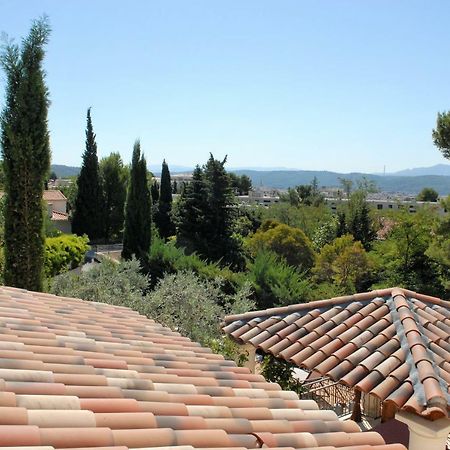 Bed and Breakfast Lousoan Aix-en-Provence Esterno foto