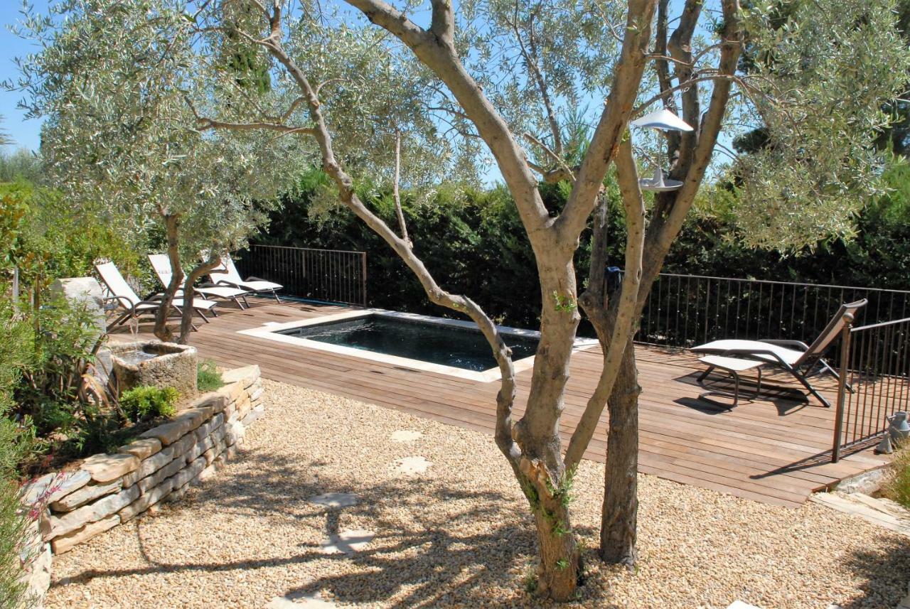 Bed and Breakfast Lousoan Aix-en-Provence Esterno foto