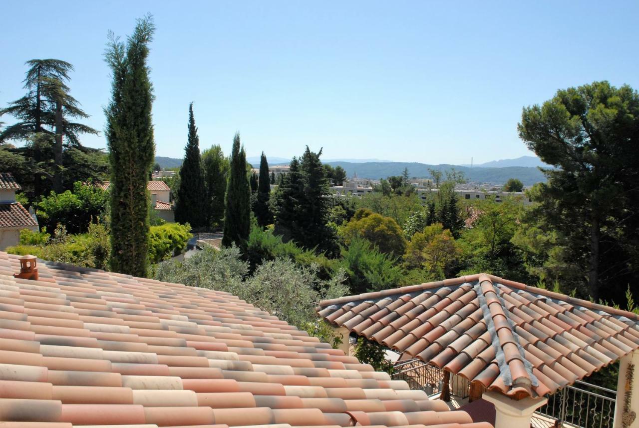 Bed and Breakfast Lousoan Aix-en-Provence Esterno foto