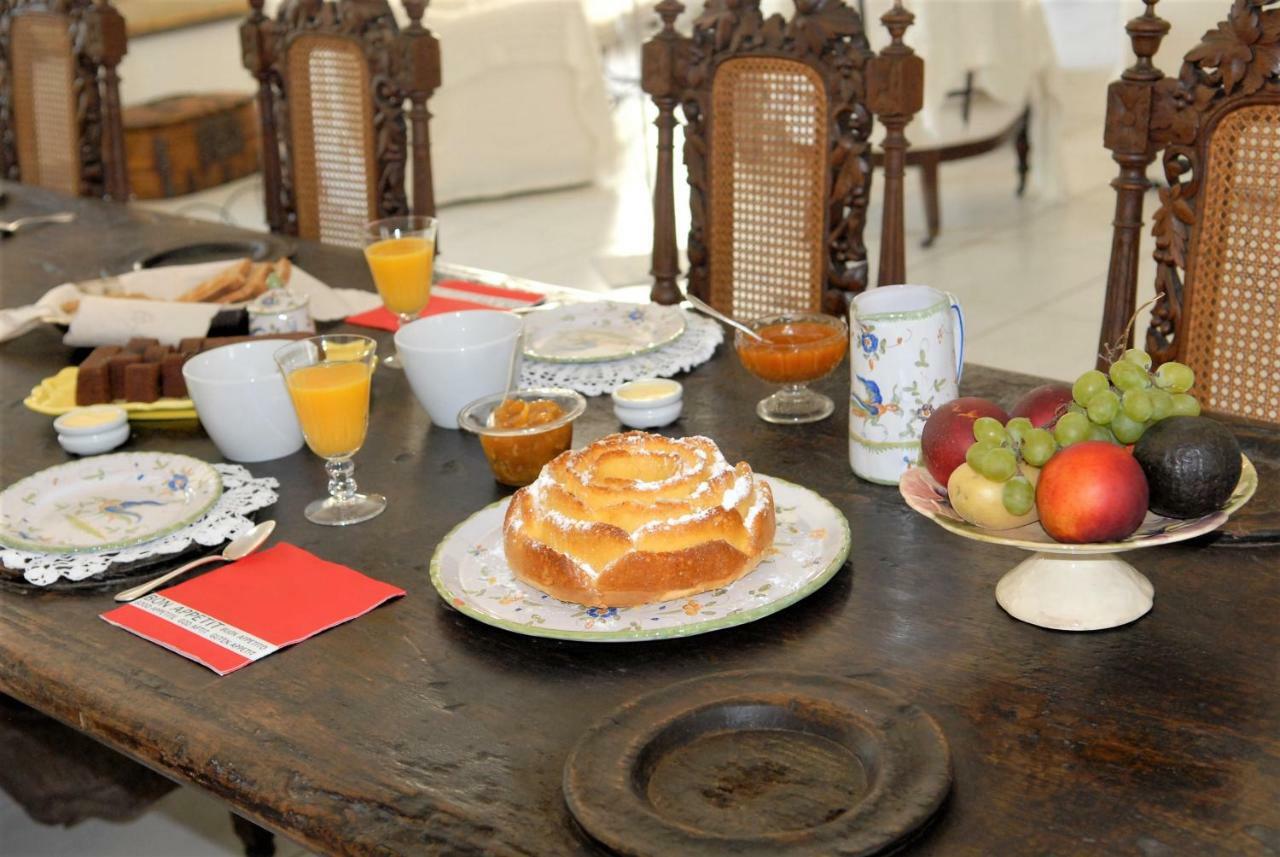 Bed and Breakfast Lousoan Aix-en-Provence Esterno foto